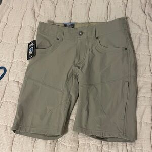NWT Kuhl men’s Silencr Kargo Short 10” inseam - Khaki